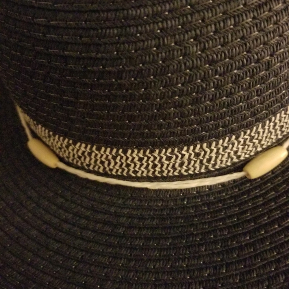 Straw hat - Picture 2 of 4